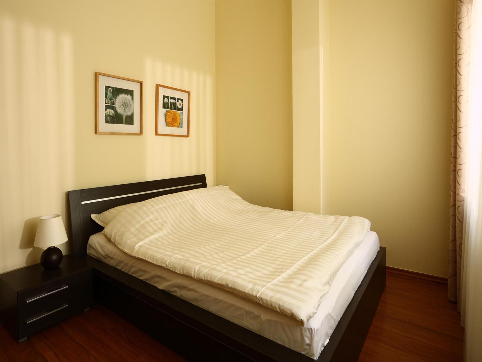 Apartamenty Zlota Nic Opole Ngoại thất bức ảnh
