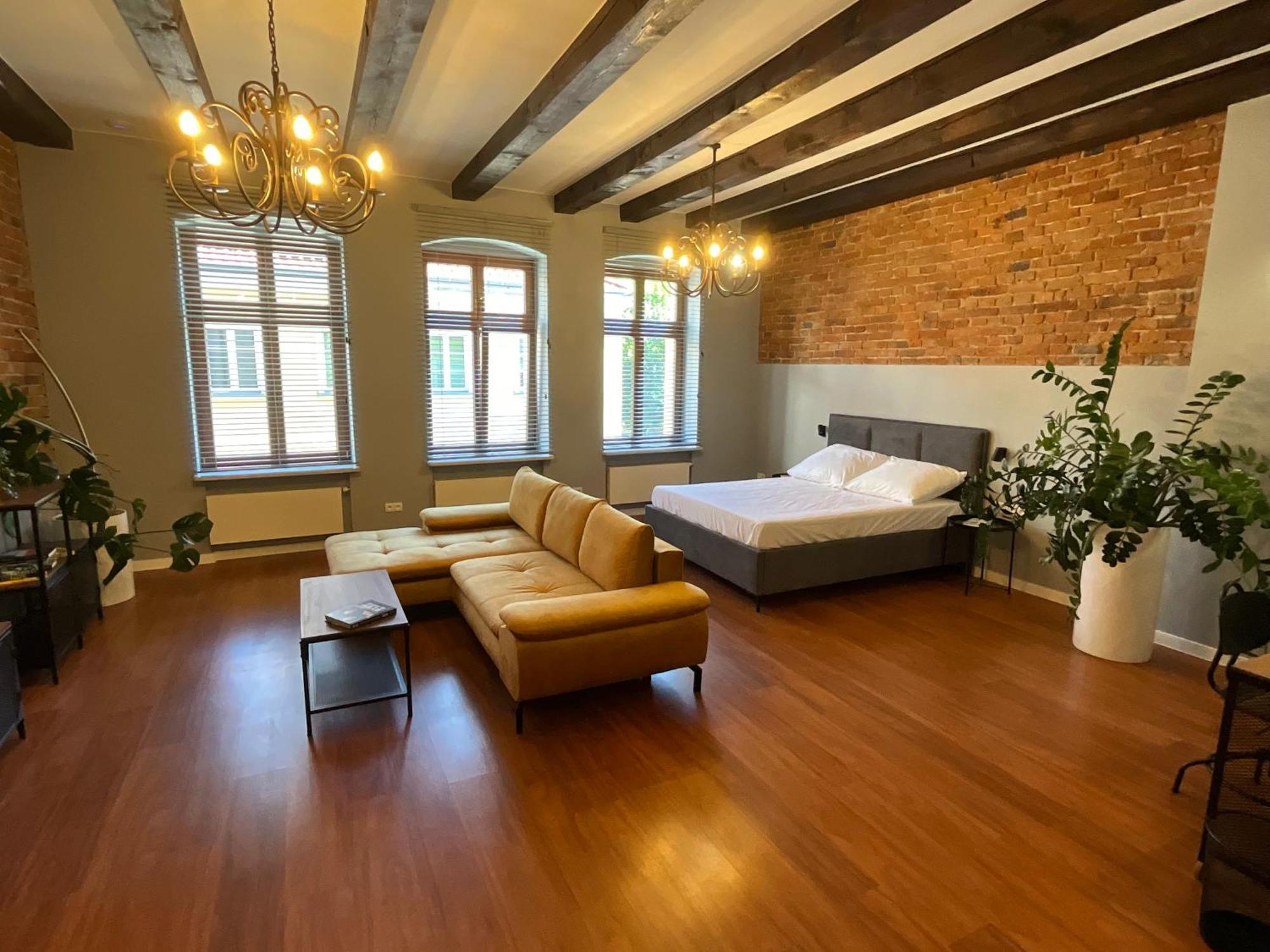 Apartamenty Zlota Nic Opole Ngoại thất bức ảnh